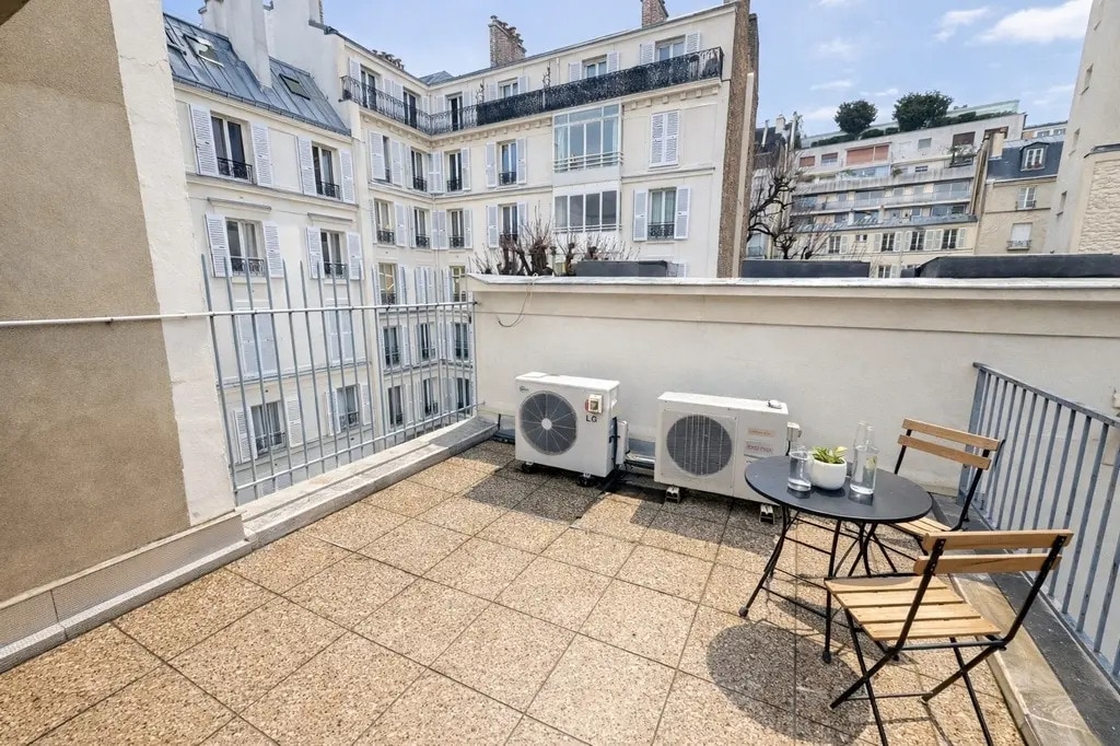 Bureau dans Paris à louer Photo de l’immeuble– Image 1 sur 12