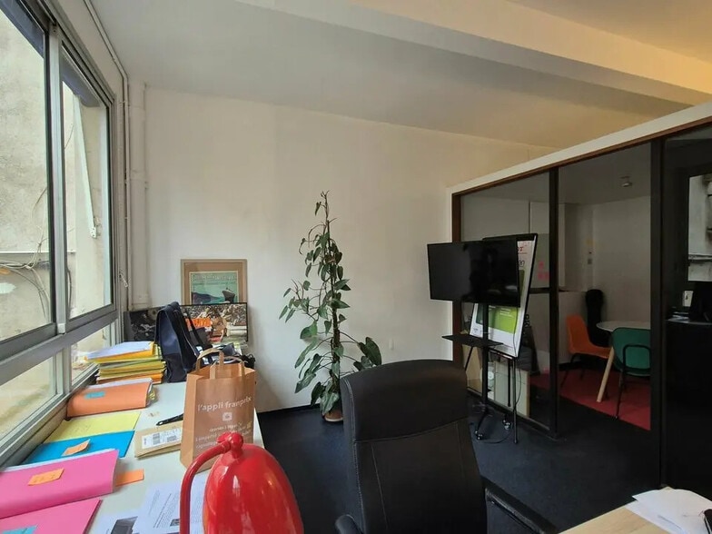 Bureau dans Paris à louer - Photo de l’immeuble – Image 3 sur 7