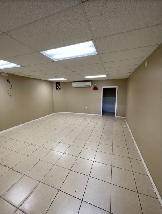 25 E 4th St, Hialeah, FL à vendre Photo intérieure– Image 1 sur 47