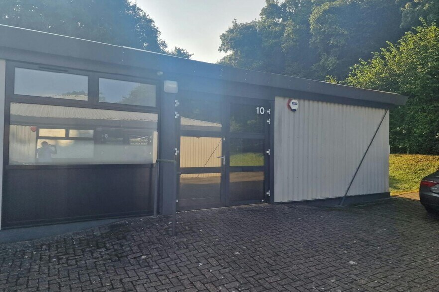 Stroudley Rd, Basingstoke à louer - Photo de l’immeuble – Image 3 sur 5