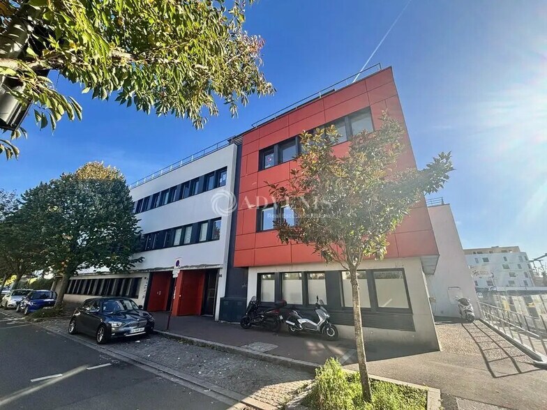 Bureau dans Bondy à louer - Photo de l’immeuble – Image 1 sur 5