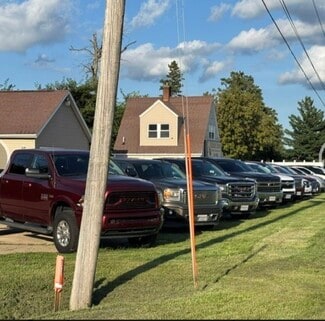 Plus de détails pour 2726 Lincoln Way, Clinton, IA - Local commercial à vendre