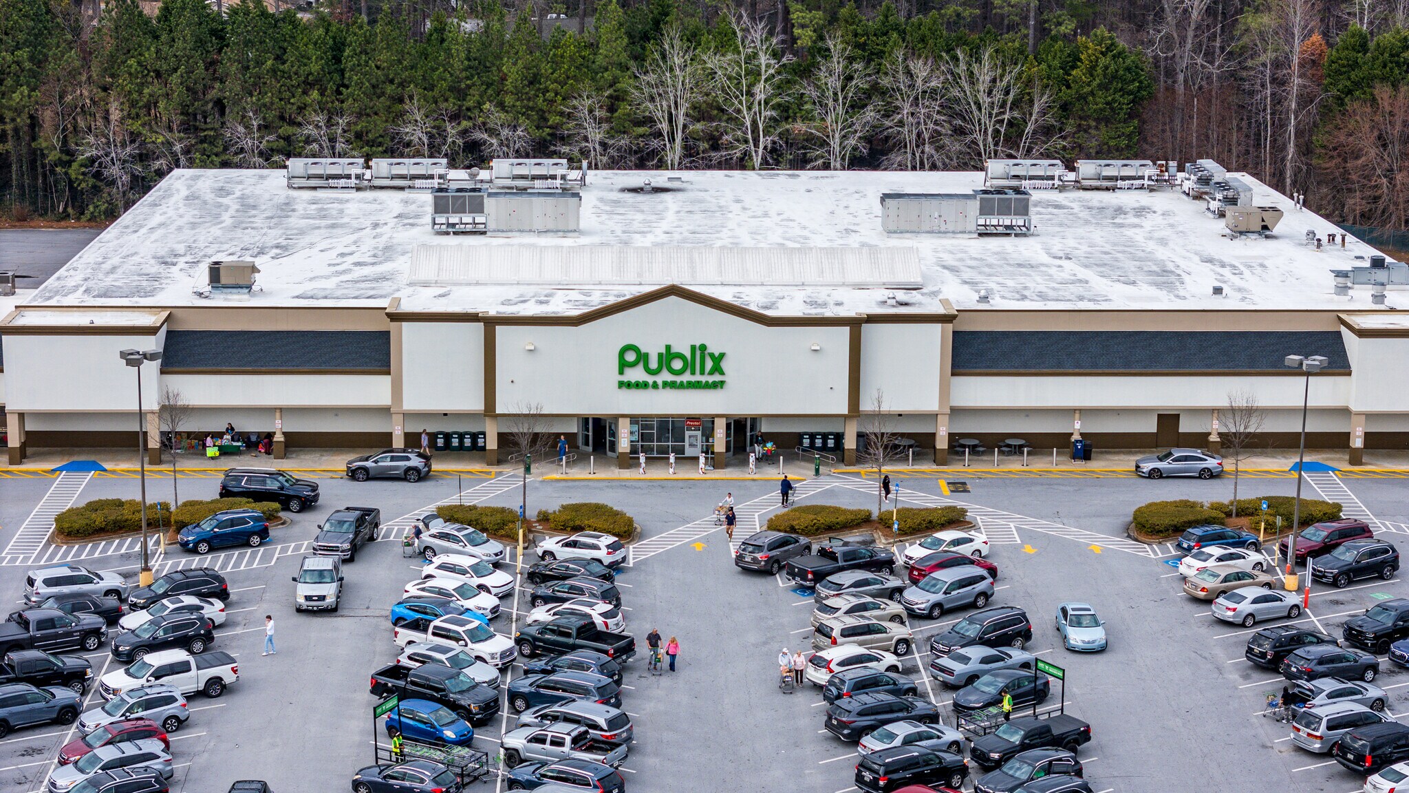 4045 Five Forks Trickum Rd SW, Lilburn, GA à louer Photo de l’immeuble– Image 1 sur 8