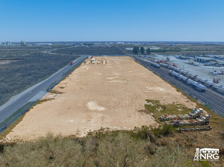6.5 Acres Industrial Ave, Odessa, TX à vendre - Photo de l’immeuble – Image 3 sur 4