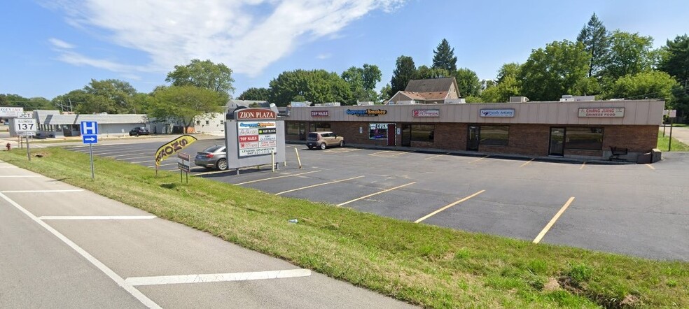 1301-1315 21st St, Zion, IL à louer - Photo de l’immeuble – Image 1 sur 8