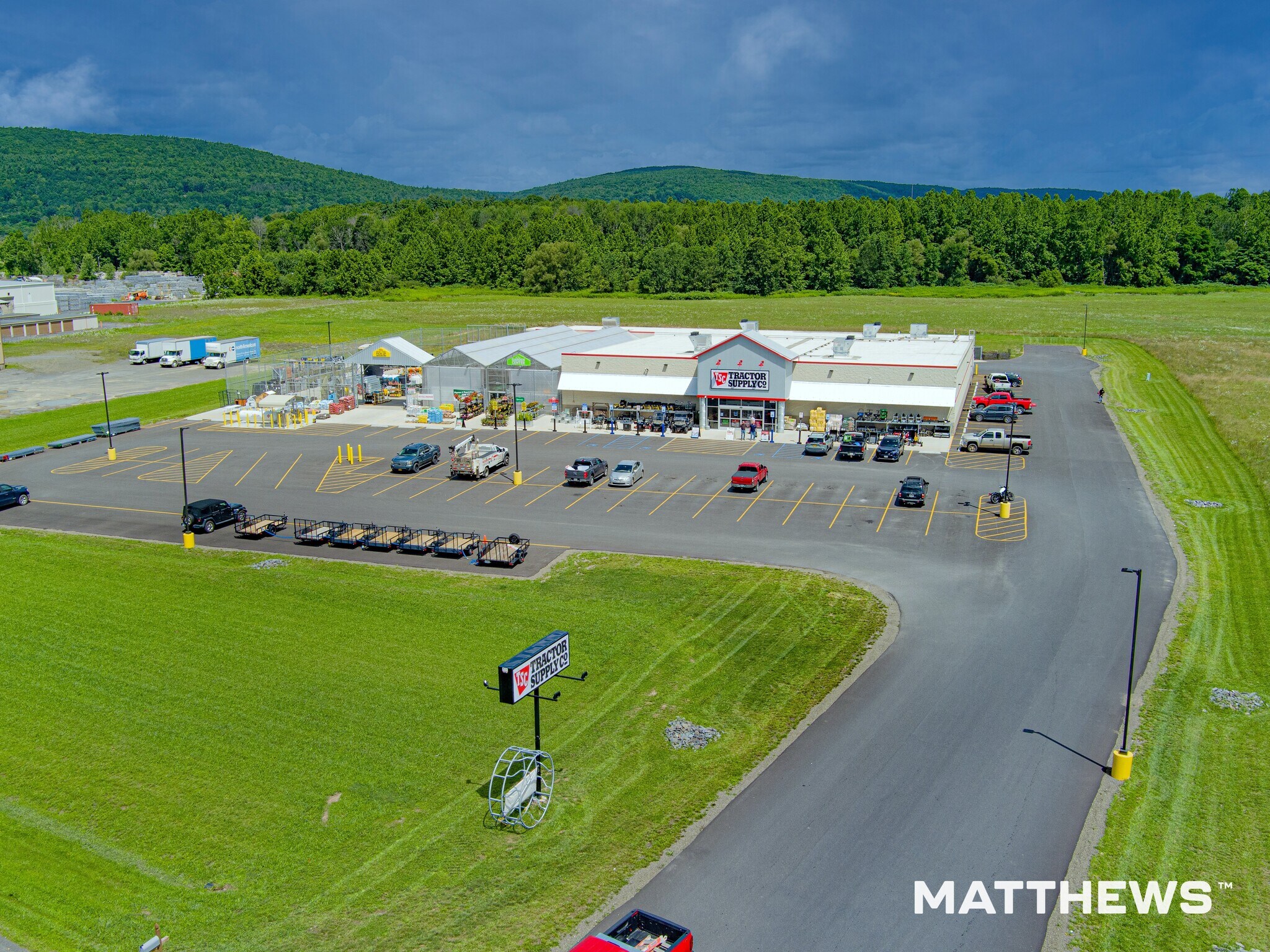 8293 Old Turnpike Rd, Mifflinburg, PA à vendre Photo principale– Image 1 sur 4