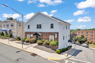 570 Yonkers Ave, Yonkers, NY à louer Photo intérieure– Image 2 sur 7