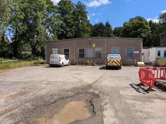 Plus de détails pour Tannery Ln, Guildford - Industriel/Logistique à louer