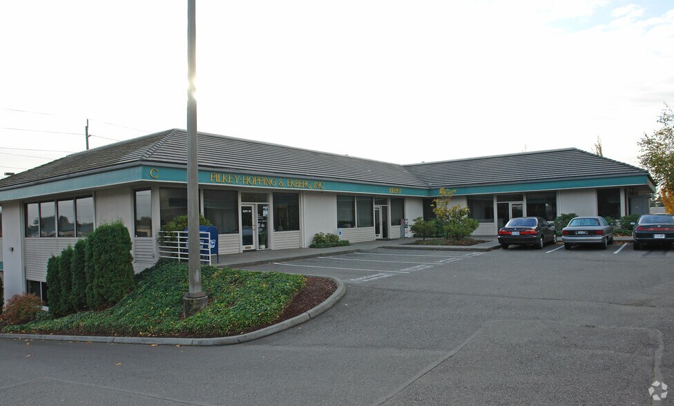 2102 N Pearl St, Tacoma, WA à louer - Photo principale – Image 1 sur 2