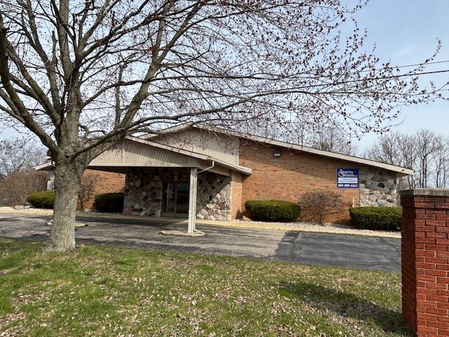 7085 E Dr N, Battle Creek, MI à louer - Photo de l’immeuble – Image 1 sur 12