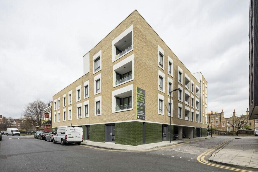 24 Wenlock Rd, Londres à vendre - Photo de l’immeuble – Image 2 sur 13