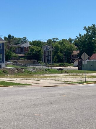 Plus de détails pour 501 E McCarty St, Jefferson City, MO - Terrain à vendre