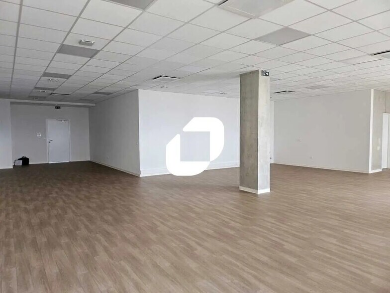 Bureau dans Montpellier à louer - Photo de l’immeuble – Image 3 sur 6