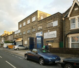 Plus de détails pour 56-60 Grove Rd, Londres - Industriel/Logistique à vendre