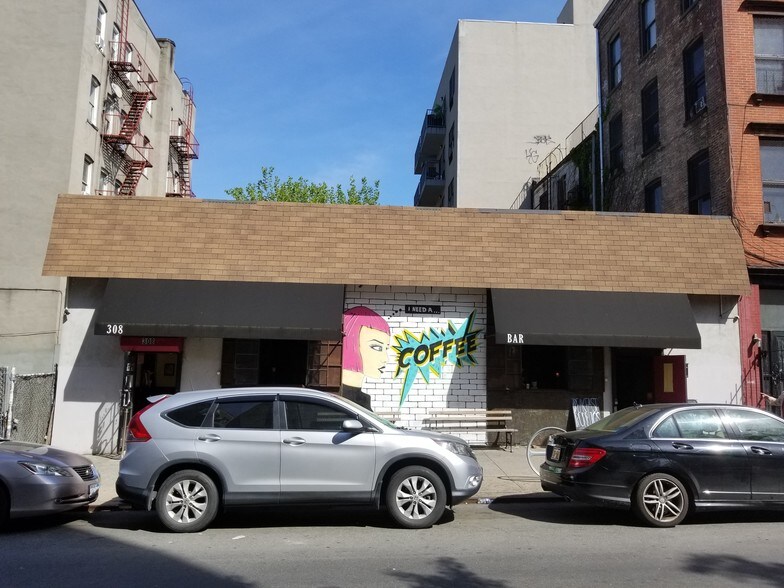 403 Broadway, Brooklyn, NY à vendre - Photo de l’immeuble – Image 3 sur 11