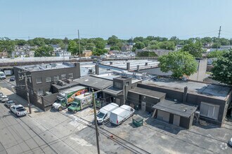 100 E Mineola Ave, Valley Stream, NY - Vue aérienne  vue de carte - Image1