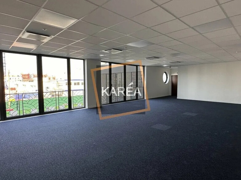 Bureau dans Chessy à louer - Photo intérieure – Image 1 sur 5