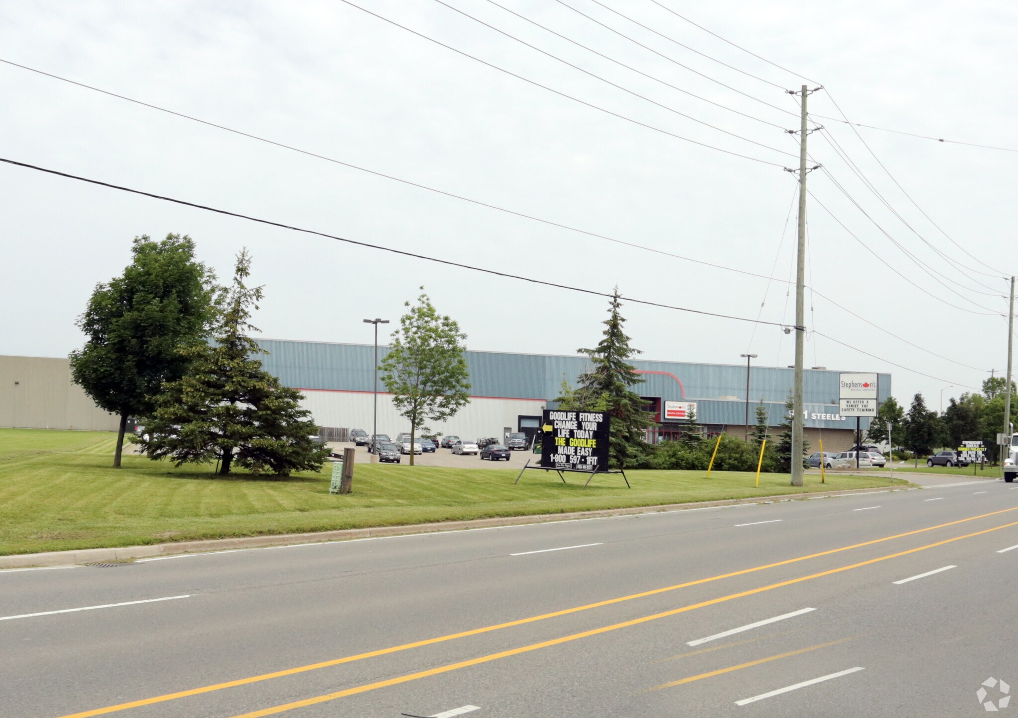 901 Steeles Ave E, Milton, ON à louer Photo principale– Image 1 sur 10