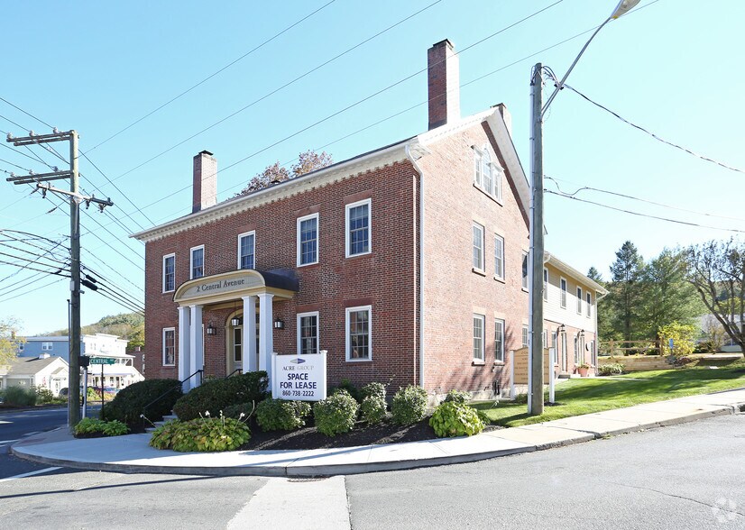 2 Central Ave, New Hartford, CT à louer - Photo principale – Image 1 sur 3