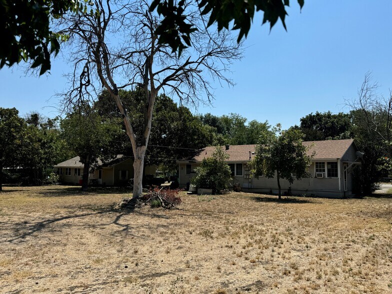 5404-5410 Graham St, Fort Worth, TX à vendre - Photo de l’immeuble – Image 3 sur 7
