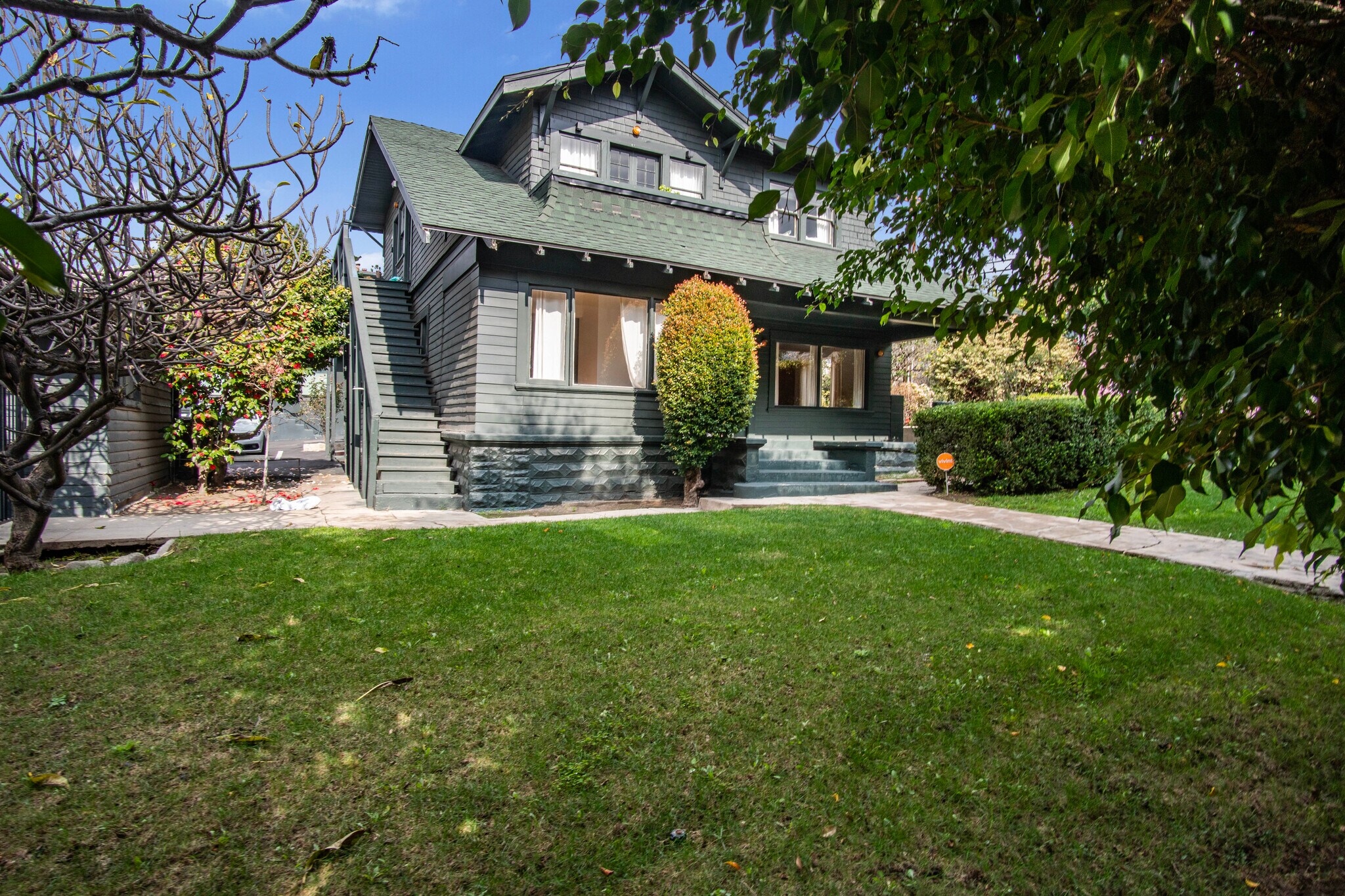 4603 La Mirada Ave, Los Angeles, CA à vendre Photo principale– Image 1 sur 21