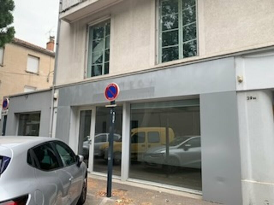Local commercial dans Avignon à vendre Photo de l’immeuble– Image 1 sur 13