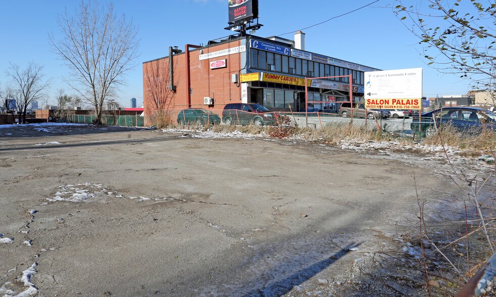 1460 Victoria Park Ave, Toronto, ON à vendre - Photo de l’immeuble – Image 3 sur 4