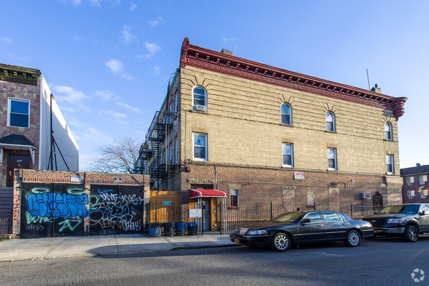 467 Central Ave, Brooklyn, NY à vendre - Photo de l’immeuble – Image 2 sur 2