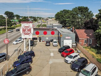Plus de détails pour 8146 E 8 Mile Rd, Detroit, MI - Local commercial à louer