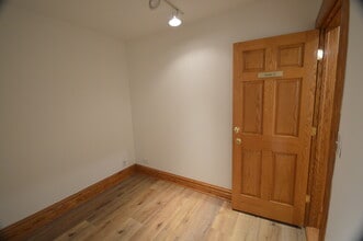 613 W Briar Pl, Chicago, IL à louer Photo intérieure– Image 2 sur 2