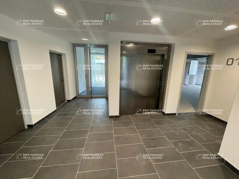 Bureau dans Carquefou à vendre - Photo de l’immeuble – Image 3 sur 19