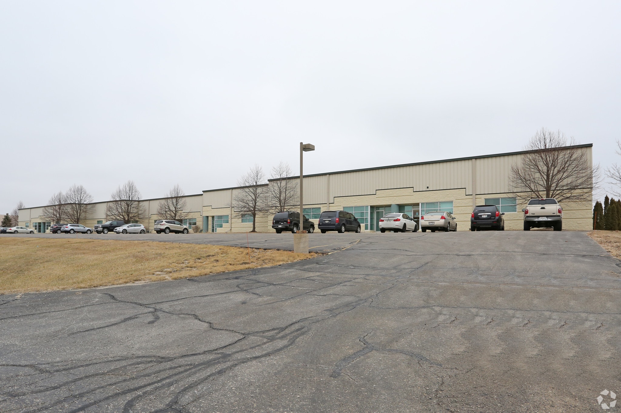 S84W18740-S84W18768 Enterprise Dr, Muskego, WI à louer Photo principale– Image 1 sur 19