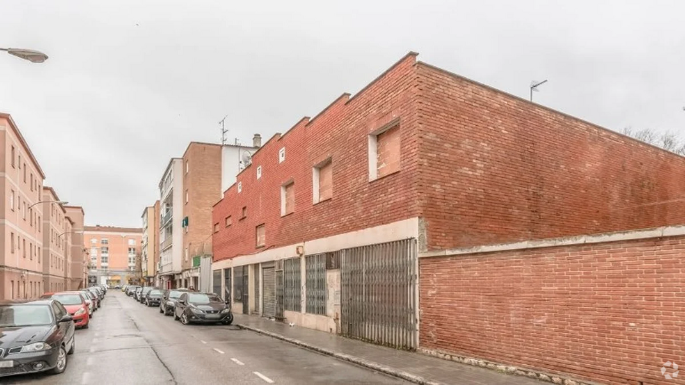 Local commercial dans Aranjuez, Madrid à vendre - Photo de l’immeuble – Image 3 sur 7