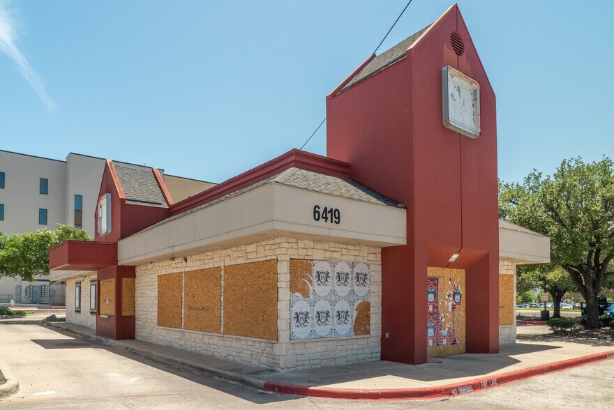 6419 Airport Blvd, Austin, TX à louer - Photo de l’immeuble – Image 1 sur 16