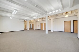 690 Walnut Ave, Vallejo, CA à louer Photo intérieure– Image 2 sur 6