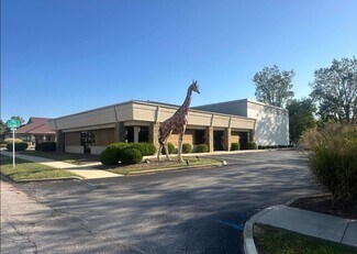 Plus de détails pour 4505 E 3rd St, Bloomington, IN - Sports et loisirs à vendre