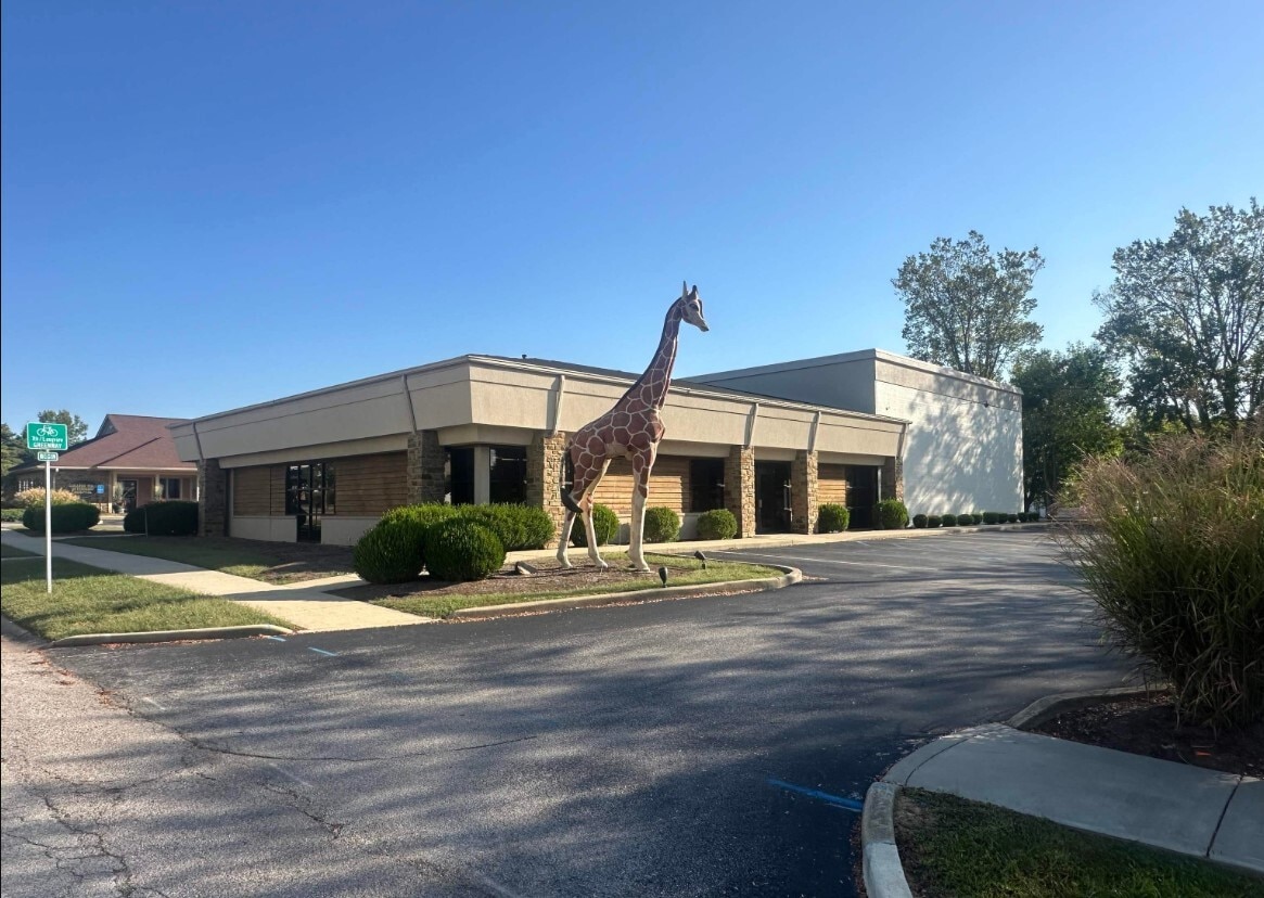 4505 E 3rd St, Bloomington, IN à vendre Photo principale– Image 1 sur 18