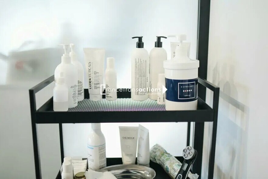 Bureau dans Toulouse à louer - Photo de l’immeuble – Image 2 sur 2