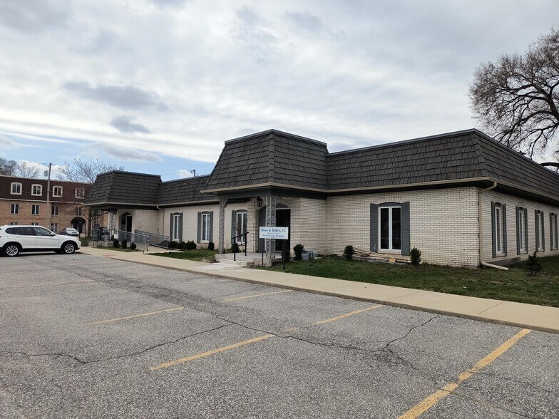 9013 Indianapolis Blvd, Highland, IN à louer - Photo de l’immeuble – Image 2 sur 4