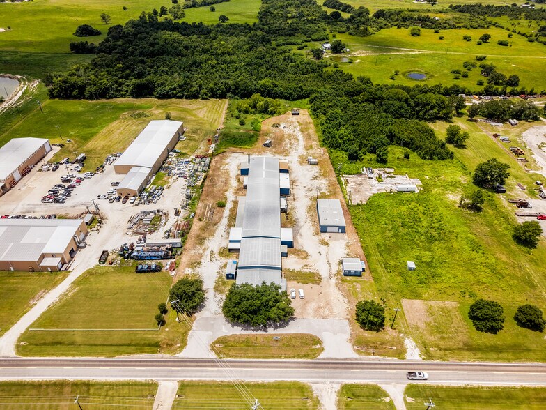 5808 Fm 3455 Rd, Navasota, TX à louer - Photo de l’immeuble – Image 3 sur 29