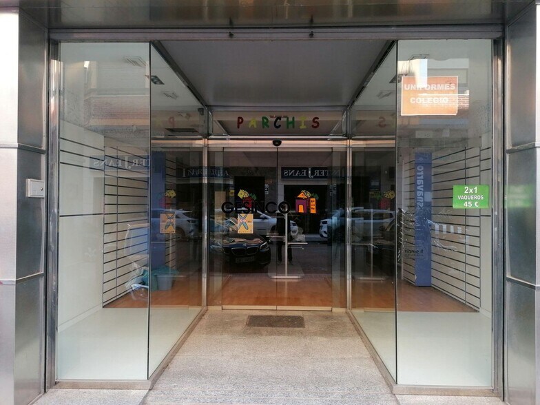 Carrer José Iranzo, 34, Ontinyent, Valencia à louer - Hall d’entrée – Image 2 sur 9