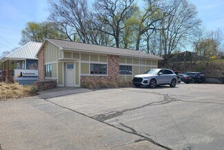 Plus de détails pour 2341 Lakeshore Dr, Muskegon, MI - Bureau à vendre