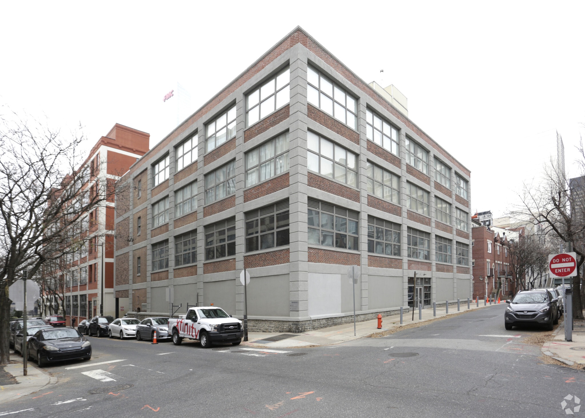2401 Locust St, Philadelphia, PA à vendre Photo principale– Image 1 sur 7