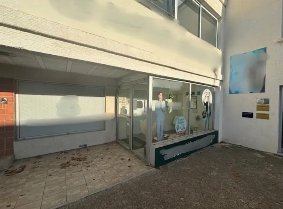 Bureau dans Castries à louer Photo de l’immeuble– Image 1 sur 7