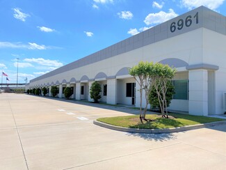 Plus de détails pour 6961 Brookhollow West Dr, Houston, TX - Local d'activités à louer