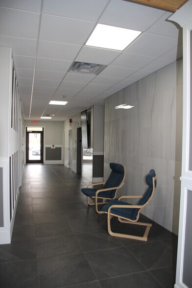 2911 Dixwell Ave, Hamden, CT à louer - Photo de l’immeuble – Image 2 sur 8