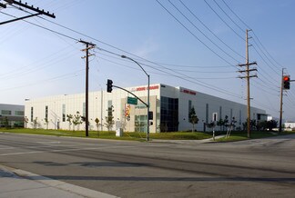 Plus de détails pour 13109 Los Nietos Rd, Santa Fe Springs, CA - Bureau à louer