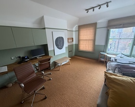 37-37A Church Rd, Londres à louer Photo intérieure– Image 2 sur 4