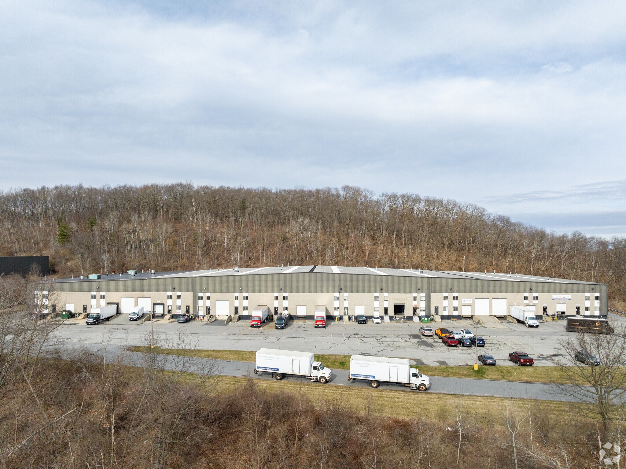 161 Ferry Rd, Haverhill, MA à louer Photo principale– Image 1 sur 9