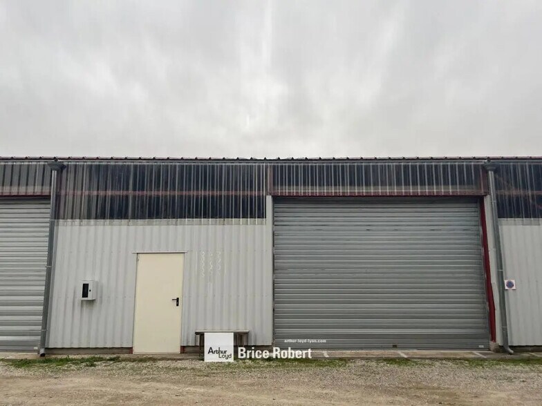 18 Chemin De Marcilly, Lissieu à louer - Photo de l’immeuble – Image 1 sur 3
